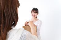 No.1713 《名護市宮里》洋菓子専門店スタッフ_未経験OKの接客販売♪フルタイムでしっかり働けます！