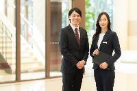 No.2148《恩納村山田》時給1300円♪ヴィラタイプホテルのフロントスタッフ／接客・案内・配膳業務あり